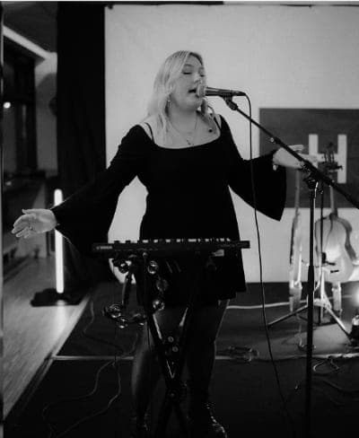 Anna – Gesang